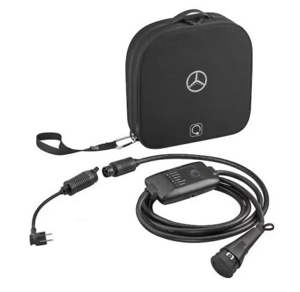 Mercedes-Benz Flexible Pro зарядна станция | Тип 2 | 22 kW AC | 5 м | черен