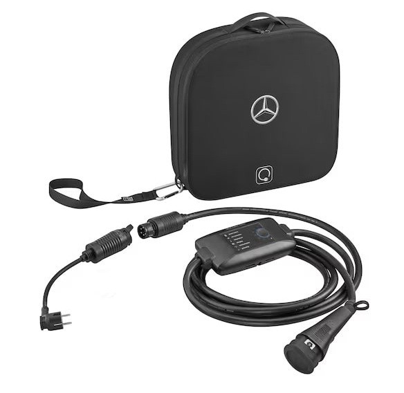 prenosima-trifazna-stanciq-Mercedes-Benz-Flexible-Charging-System-Pro-za-elektromobili-1-1.jpg Mercedes-Benz Flexible Pro зарядна станция | Тип 2 | 22 kW AC | 5 м | черен